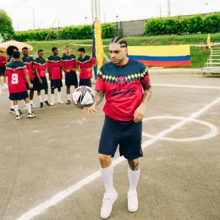 EL RITMO QUE NOS UNE feat. Selección Colombia