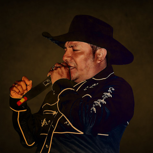 Milton Cruz