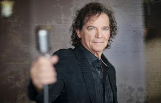 B J Thomas