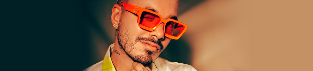 Banner de J Balvin