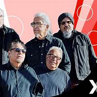 Los Lobos